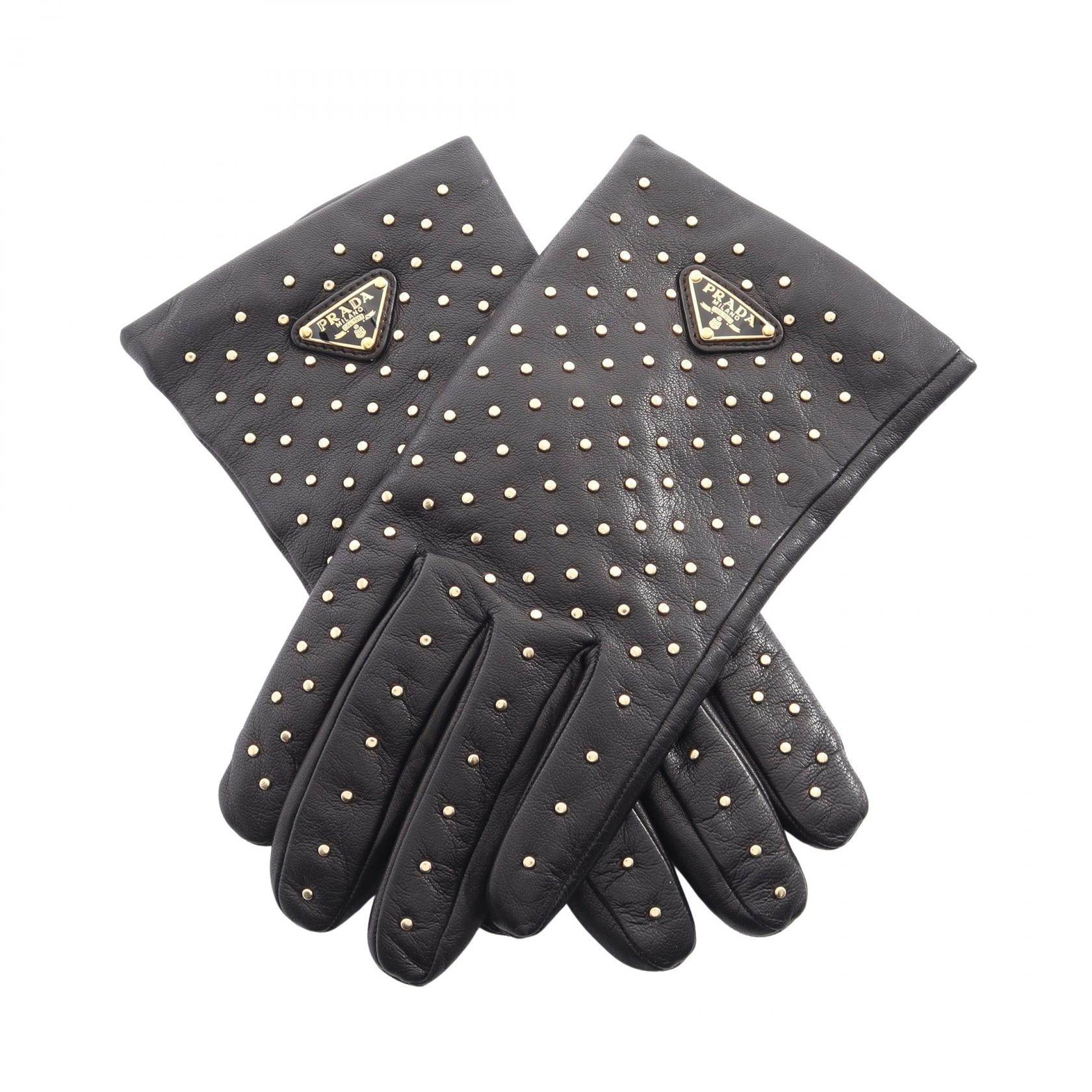 プラダ PRADA 三角プレート スタッズ 手袋 衣料品 ラムスキン(羊革) レディース ブラック系 【中古】