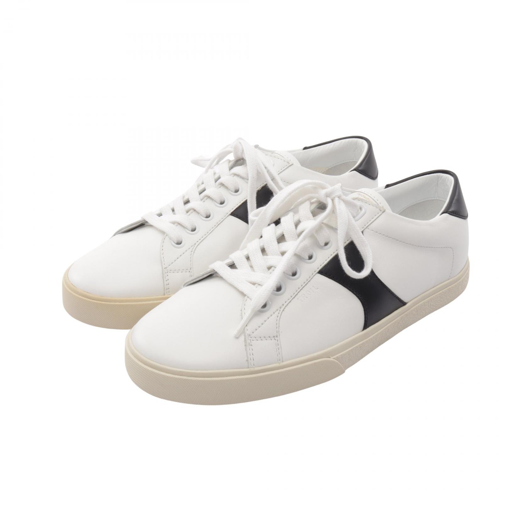 セリーヌ CELINE TRIOMPHE スニーカー 靴 レザー レディース ホワイト系 / ブラック系 300B68 【中古】
