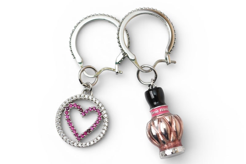 ミュウミュウ ピアス レディース