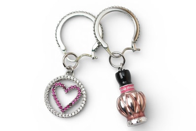 ミュウミュウ ピアス レディース