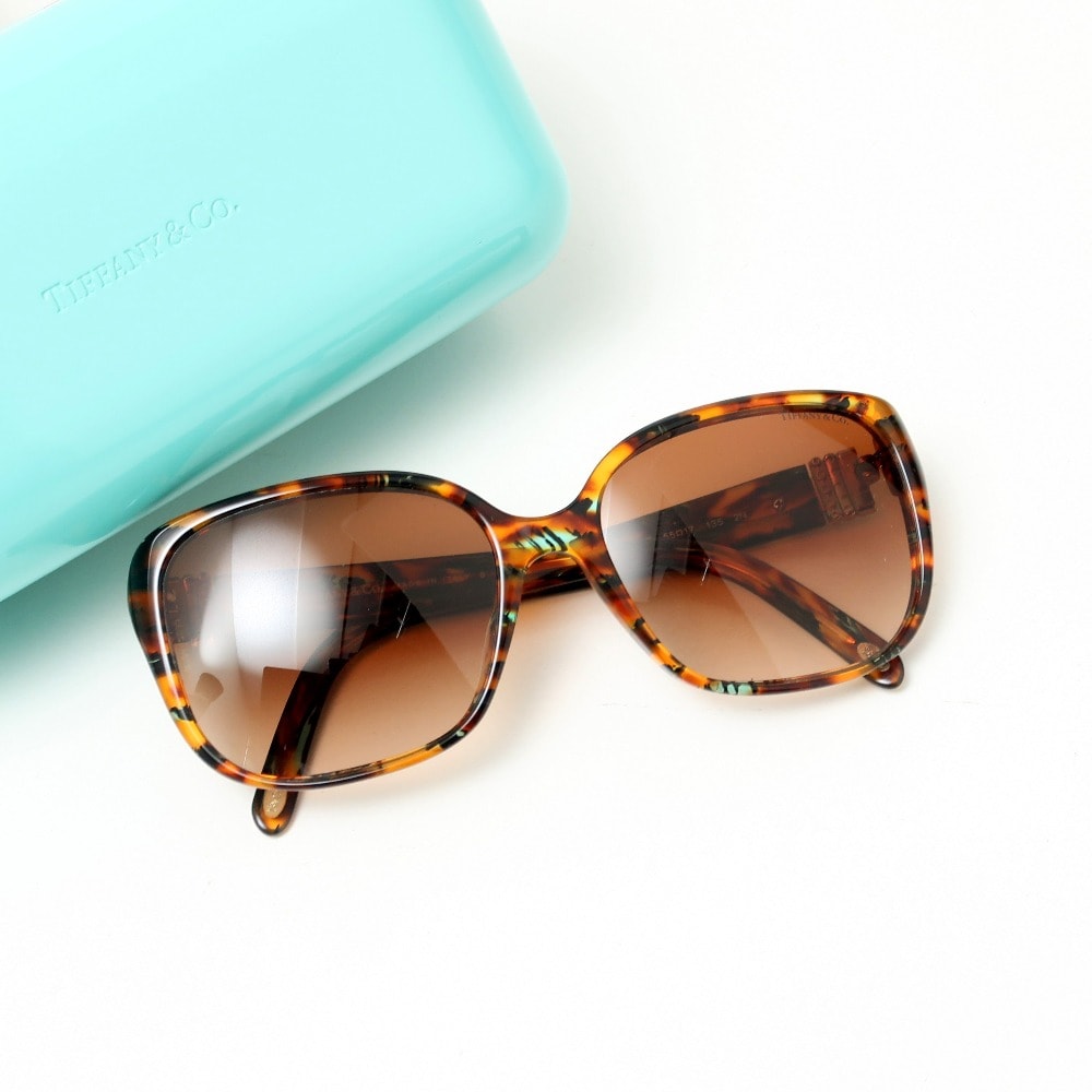 ■美品■TIFFANY&Co. ティファニー サングラス サイズ55□17 135 グラデーションレンズ TF4078-B-A イタリア製 ブランド古着【中古】20250707/RA5339
