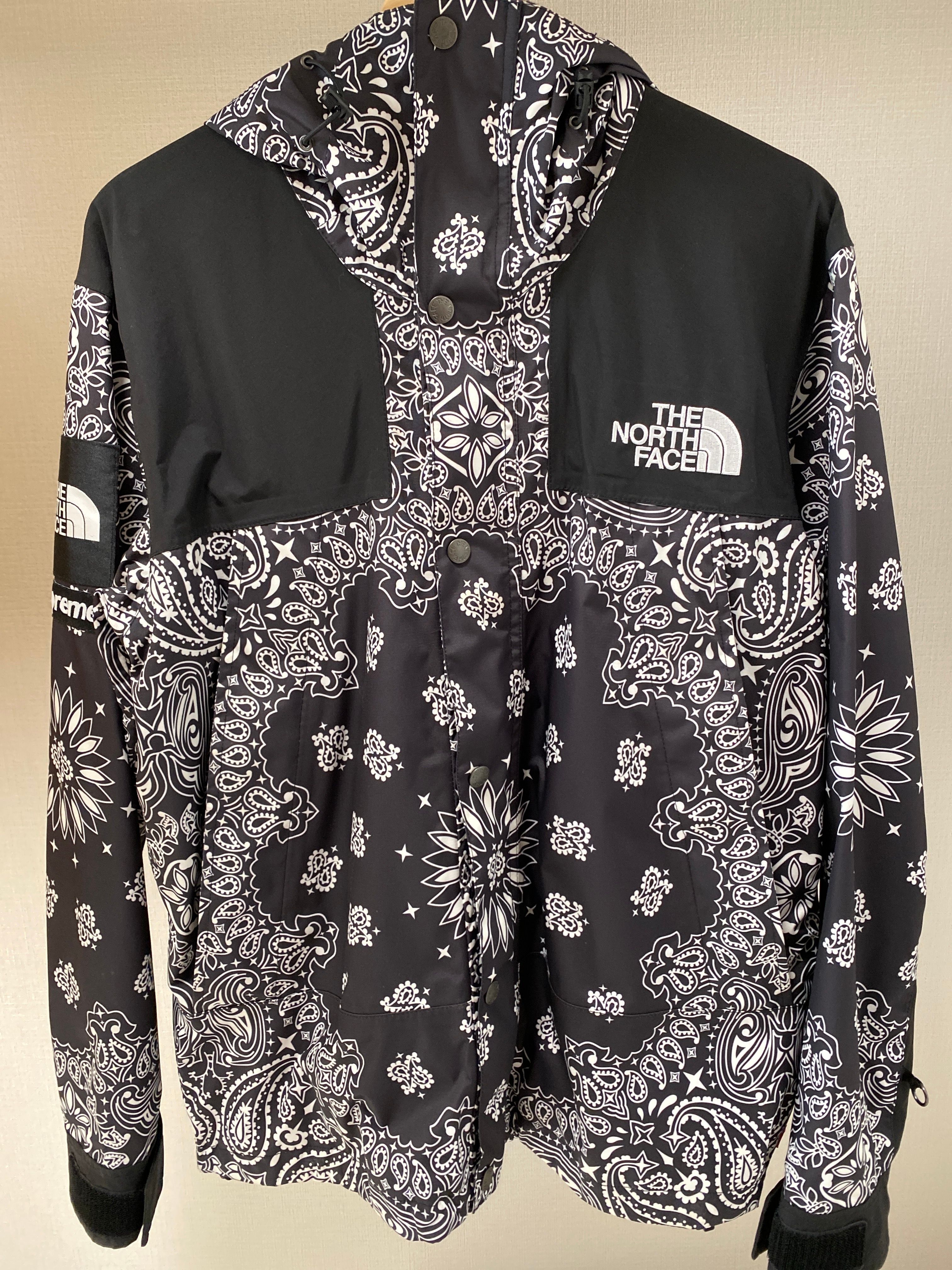 Supreme The North Face Bandana Mountain Parka "Black"
