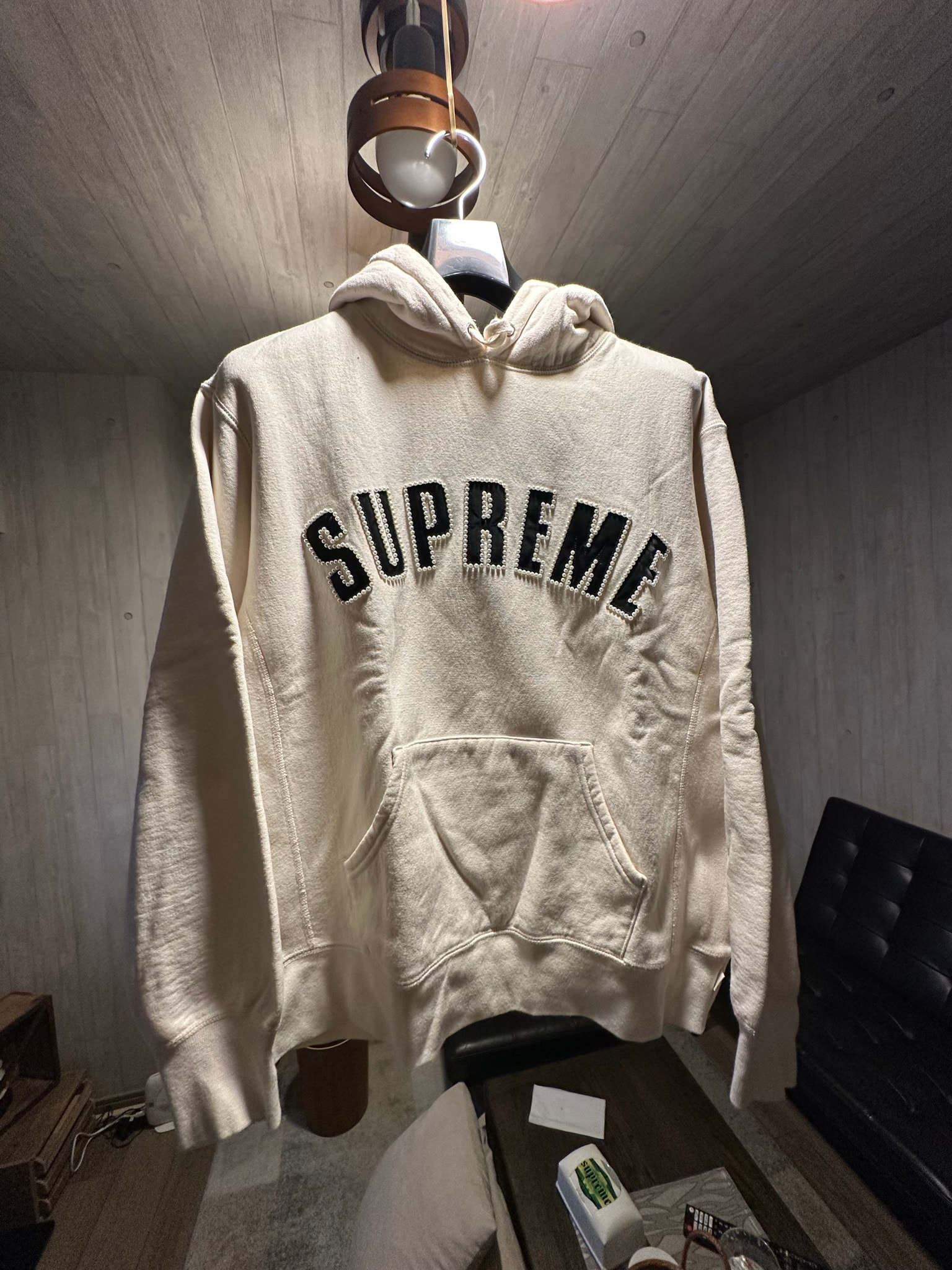 supreme アーチロゴ パール パーカー オフホワイト