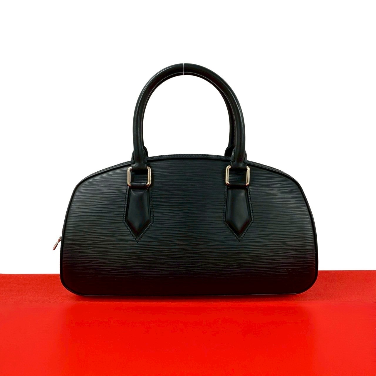 LOUIS VUITTON ルイヴィトン ジャスミン エピ レザー ハンドバッグ ブラック
 18290