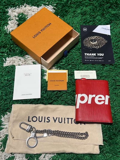 Louis Vuitton x Supreme Chain Wallet "Red"