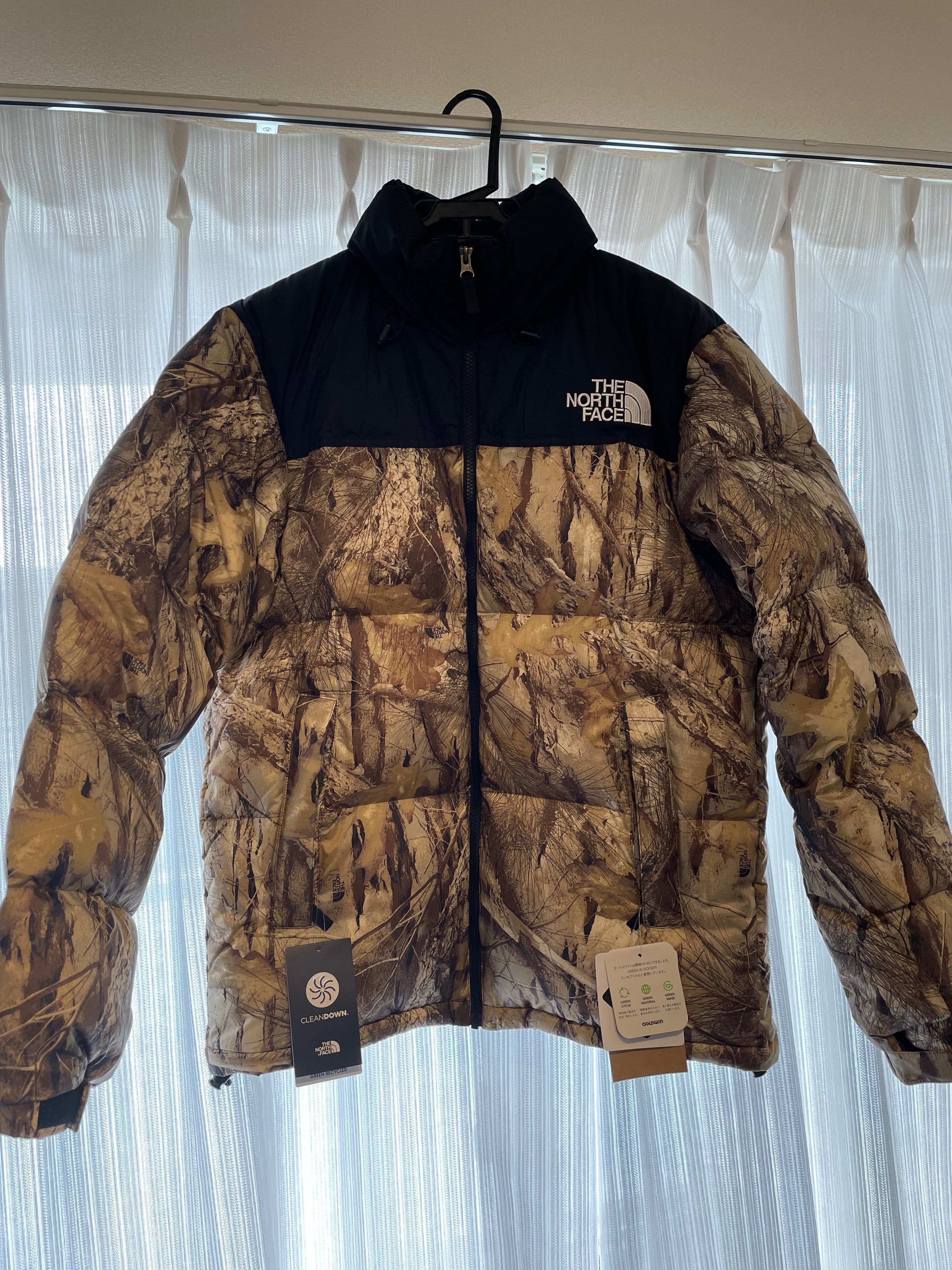 The North Face 1996 RETRO NUPTSE PACKABLE JACKET 海外版 "Leaves"