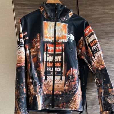 Supreme x The North Face Taped Seam Shell Jacket "Times square" NP52207I x NF0A82RK