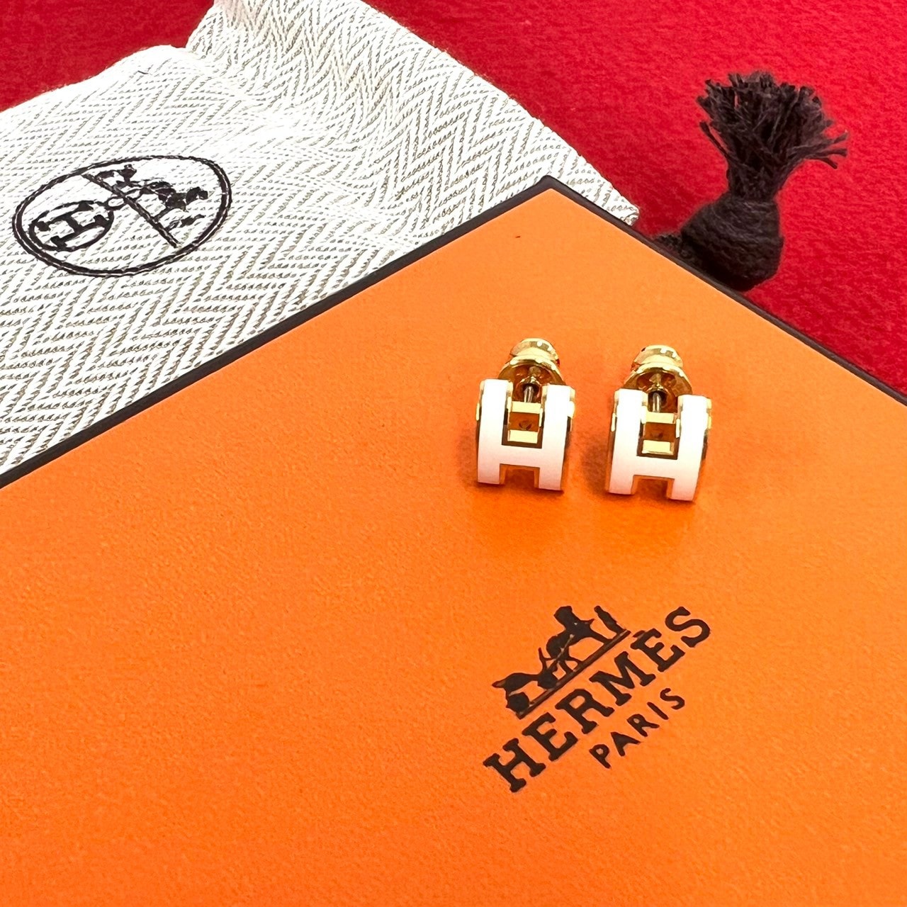 HERMES エルメス ミニ ポップアッシュ ピアス GP ピアス ブラン ゴールド
 20462