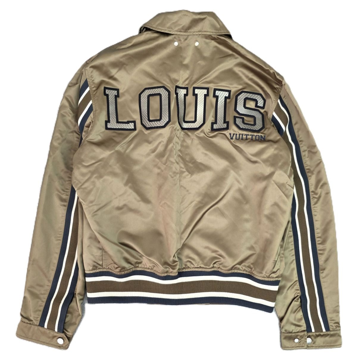 【値下げ】LOUIS VUITTON ルイ・ヴィトン 18AW スタジャン ブルゾン パイソン ロゴプリント スカジャン HFB67EGXC 52 カーキ  メンズ【中古】