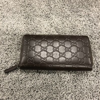 GUCCI Guccissima Round Fastener Wallet "Black"