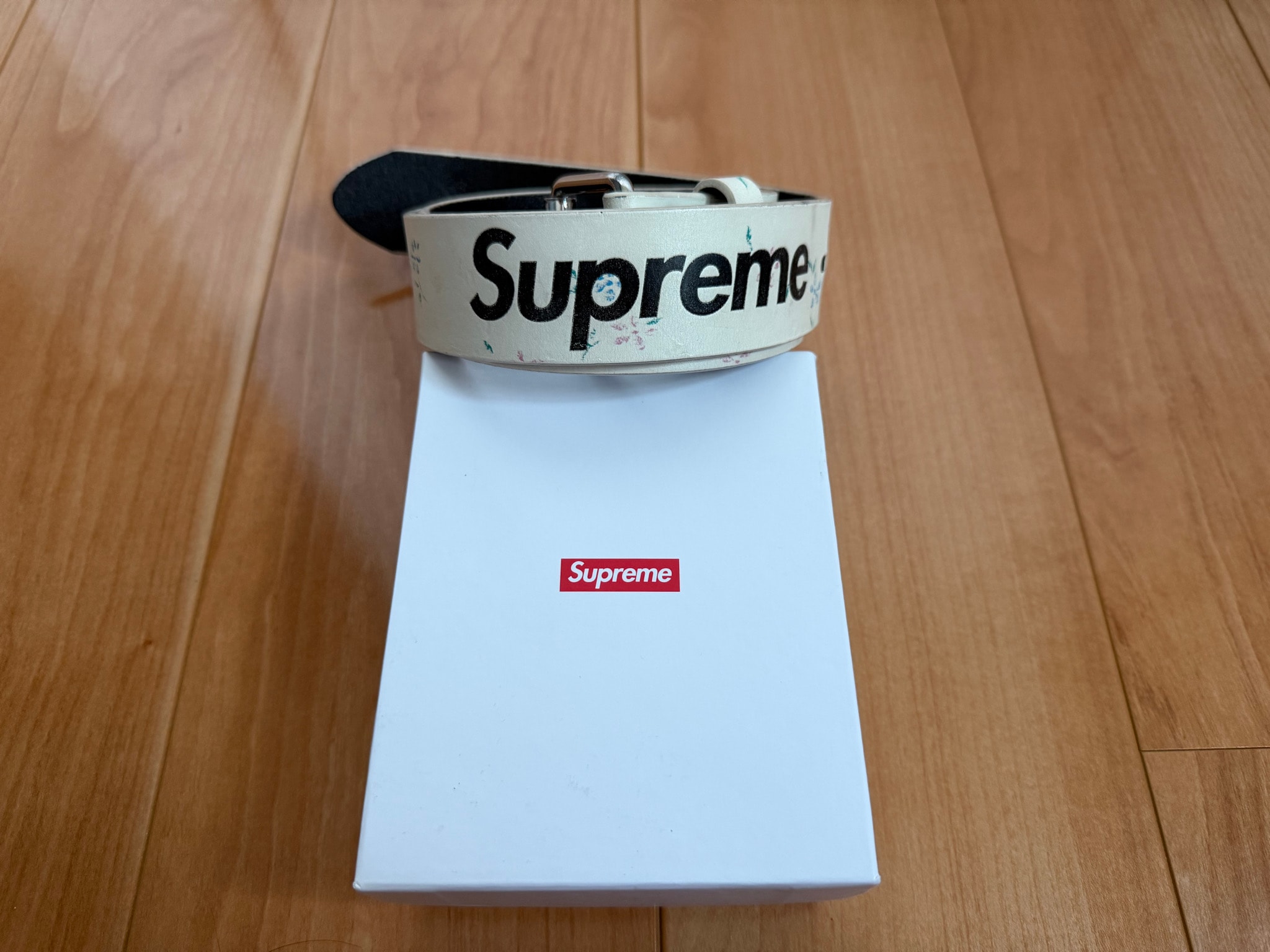Supreme Repeat Leather Belt (25FW) "Floral"