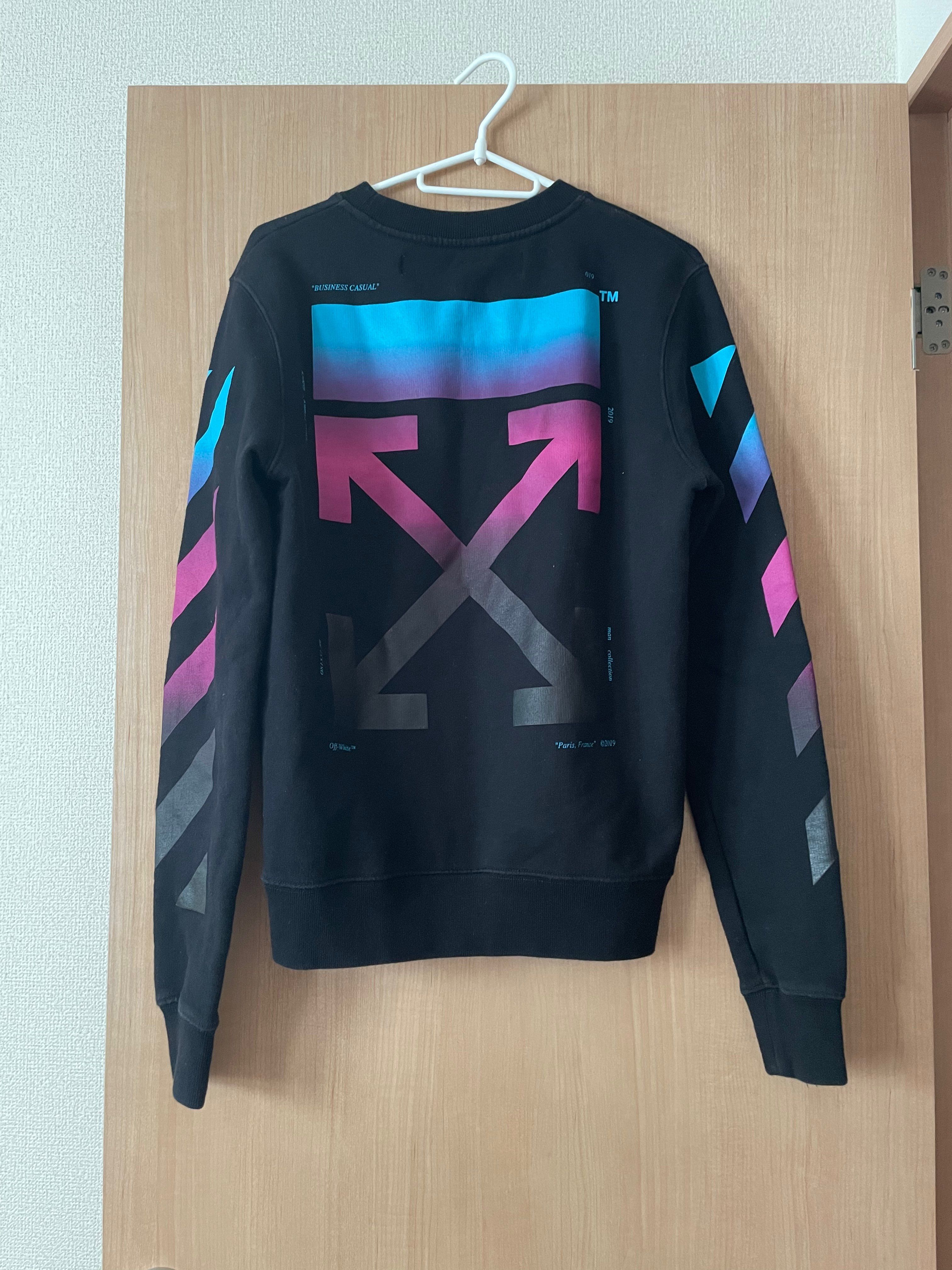 off-white グラデーション トレーナー スウェット