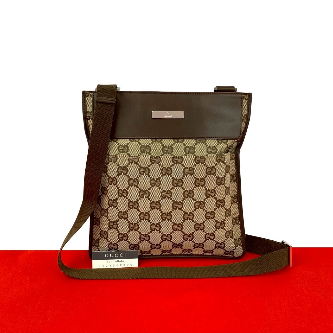 GUCCI グッチ GG ロゴ 柄 キャンバス レザー ショルダーバッグ ブラウン
88979