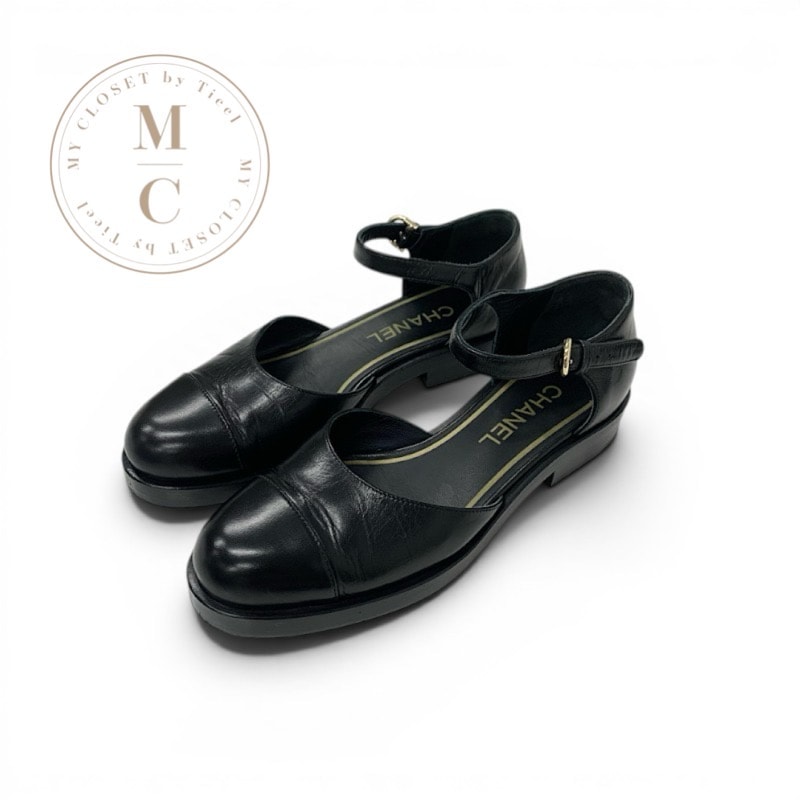 シャネル CHANEL パンプス 靴 シューズ レザー ブラック ゴールド ココマーク ストラップ フラットパンプス