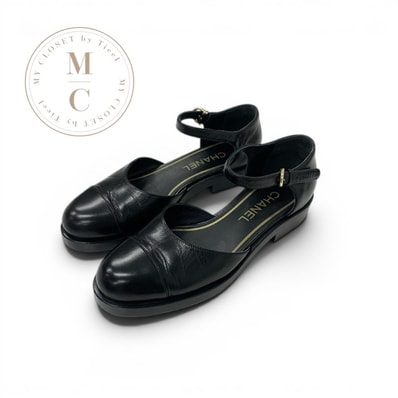 シャネル CHANEL パンプス 靴 シューズ レザー ブラック ゴールド ココマーク ストラップ フラットパンプス