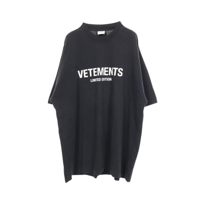 ヴェトモン VETEMENTS LOGO LIMITED EDITION 半袖Tシャツ 衣料品 トップス コットン メンズ レディース ブラック系 UE63TR720X 【中古】