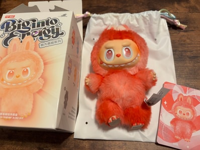 POP MART THE MONSTERS (LABUBU) Big into Energy Series Plush Pendant LOVE