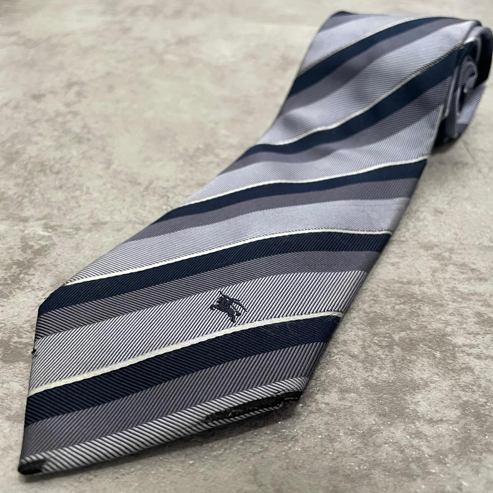 【BURBERRY】バーバリー 騎士ロゴ ホースロゴ ストライプ柄 ネクタイ ブルー ネイビー シルク100% 日本製 メンズ フォーマル ビジネス 紳士