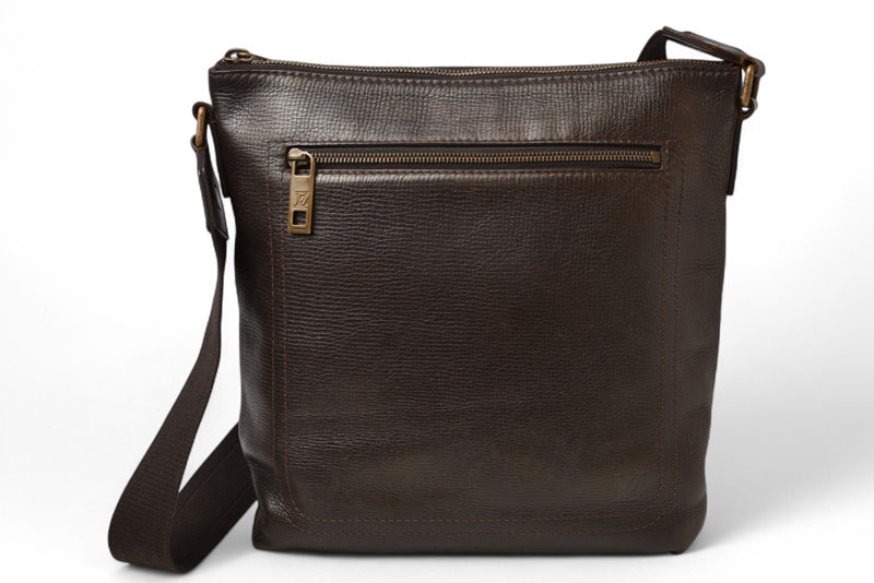 ルイ・ヴィトン ユタ M93453 ショルダーバッグ メンズ