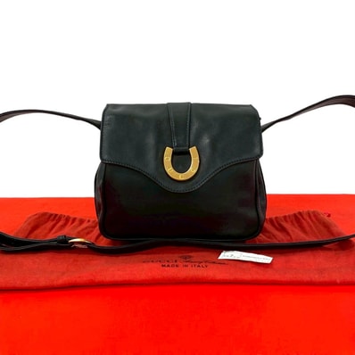 GUCCI グッチ ホースシュー ロゴ 金具 レザー ショルダーバッグ ブラック
20606