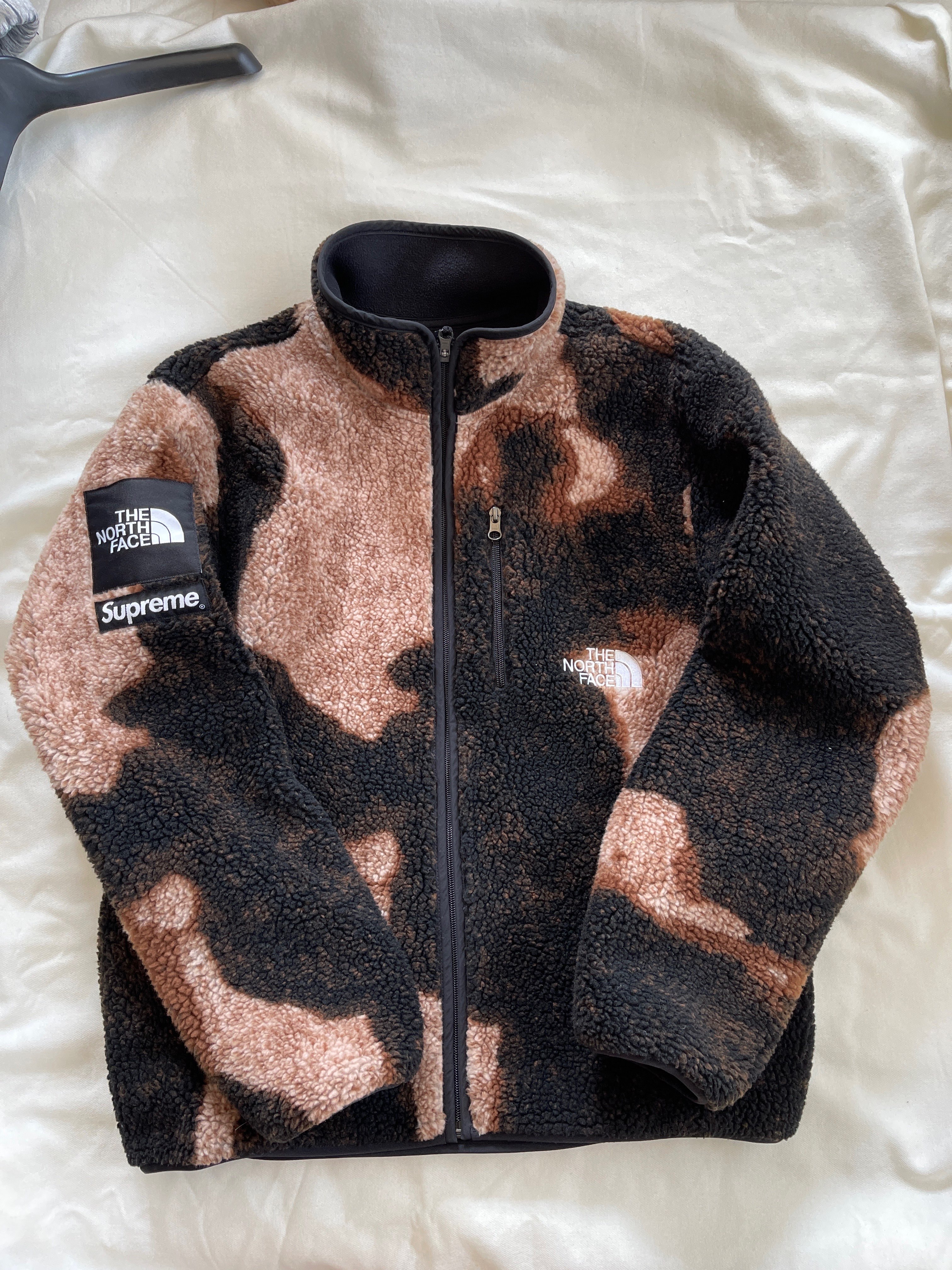 Supreme x The North Face Bleached Denim Print Fleece Jacket "Black"