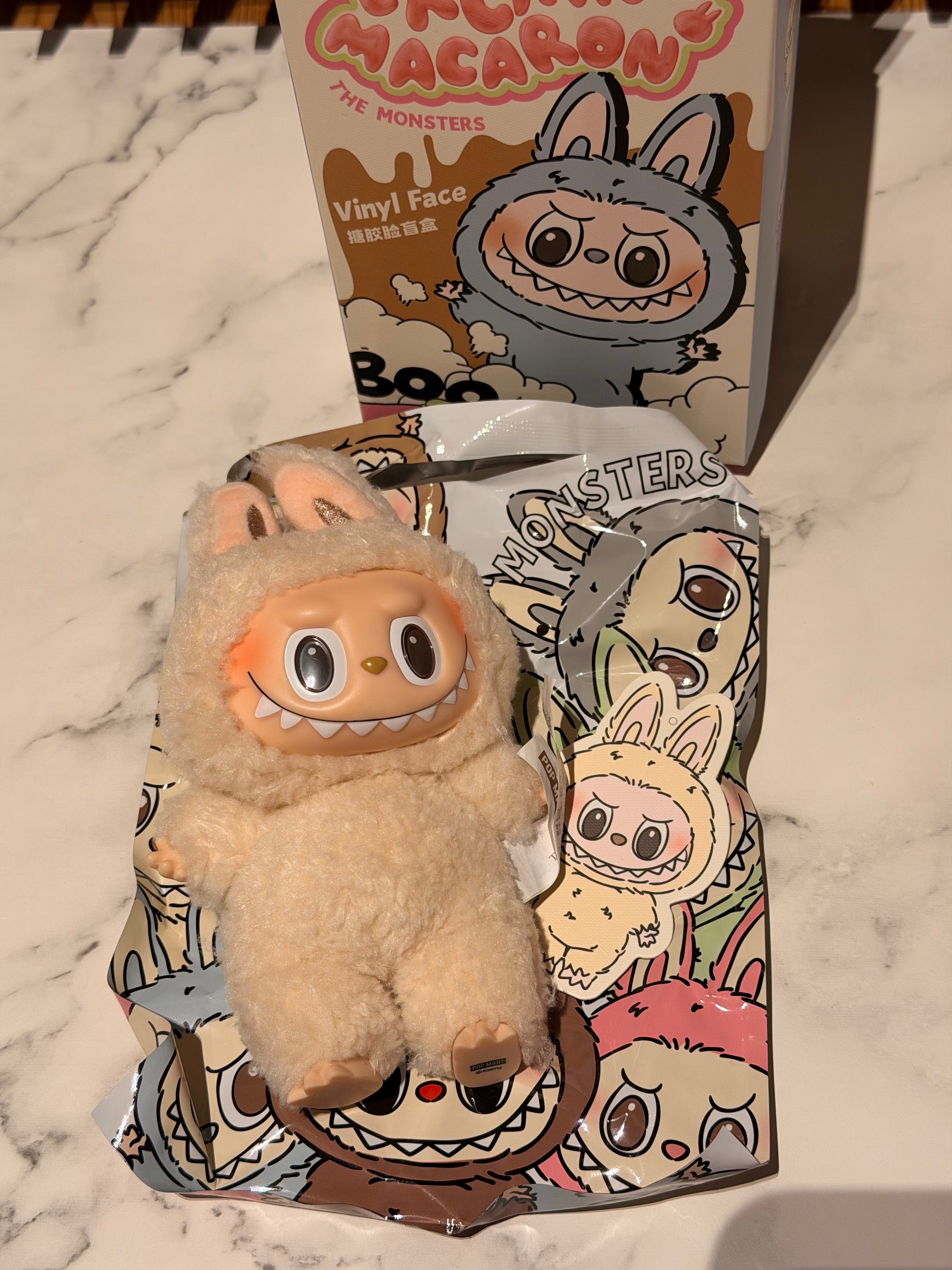 ポップマート ザ モンスターズ (ラブブ) エキサイティングマカロン