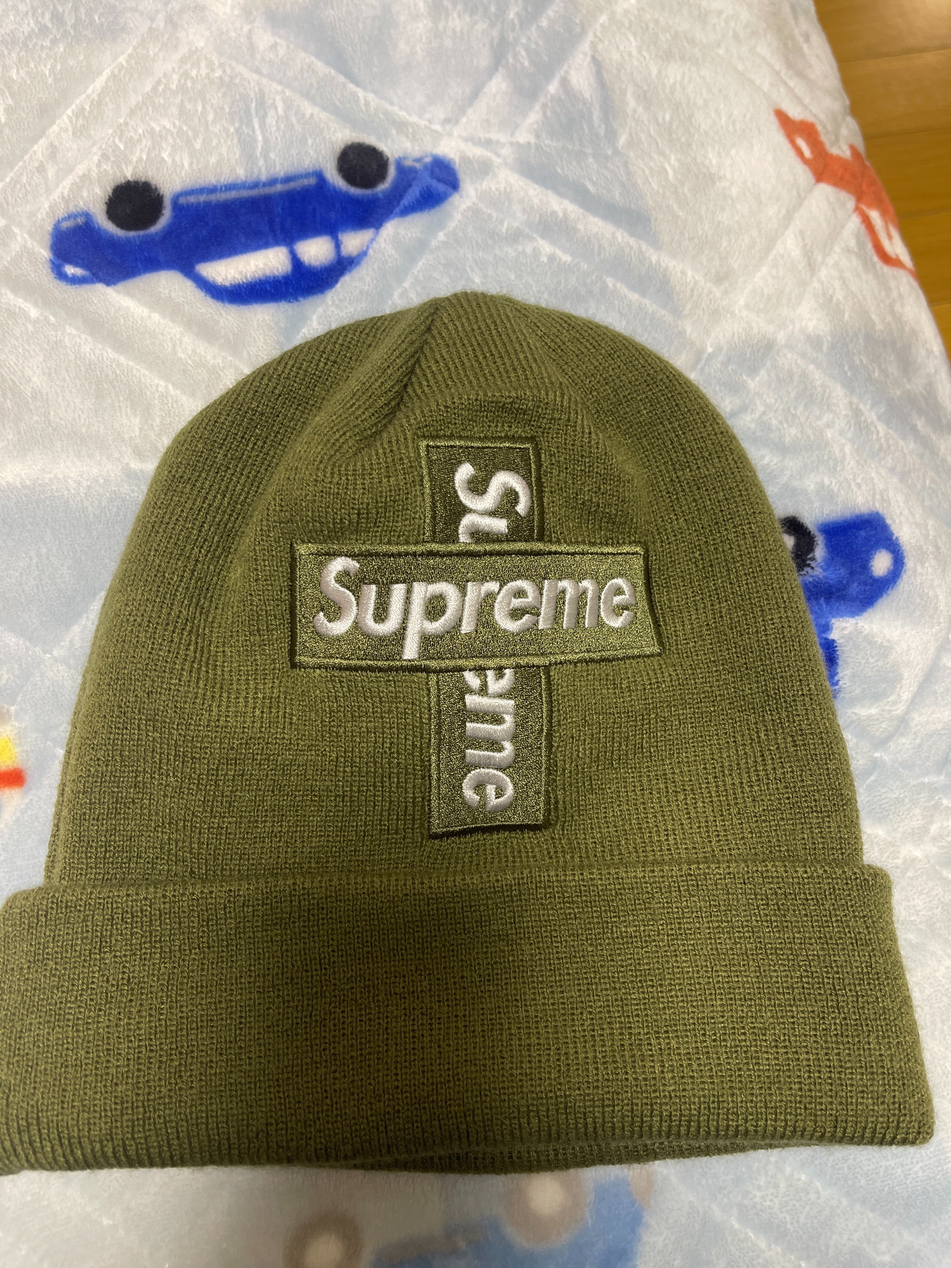Supreme New Era® Cross Box Logo Beanie "Light Olive"