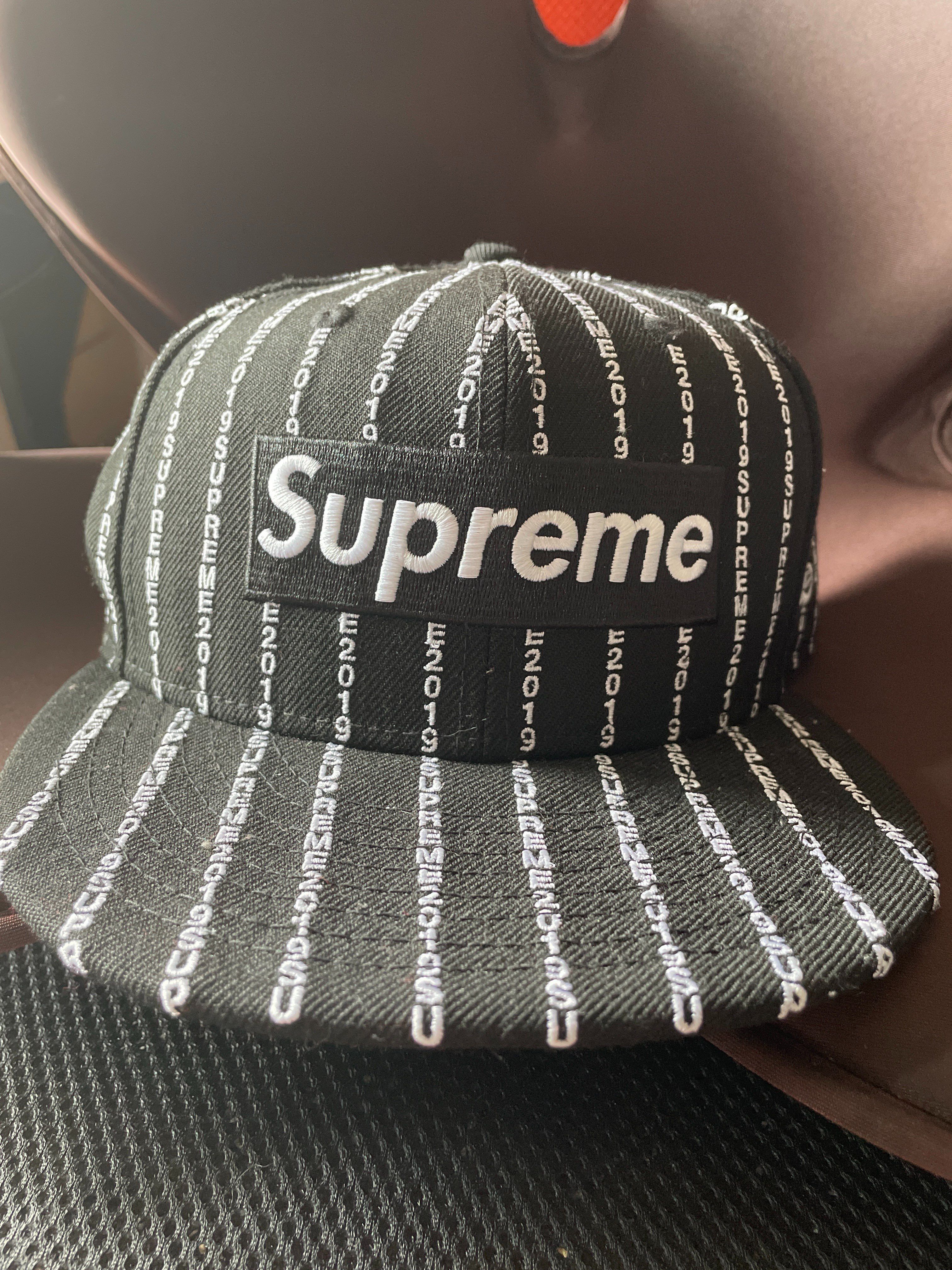 Supreme Text Stripe New Era® "Black"