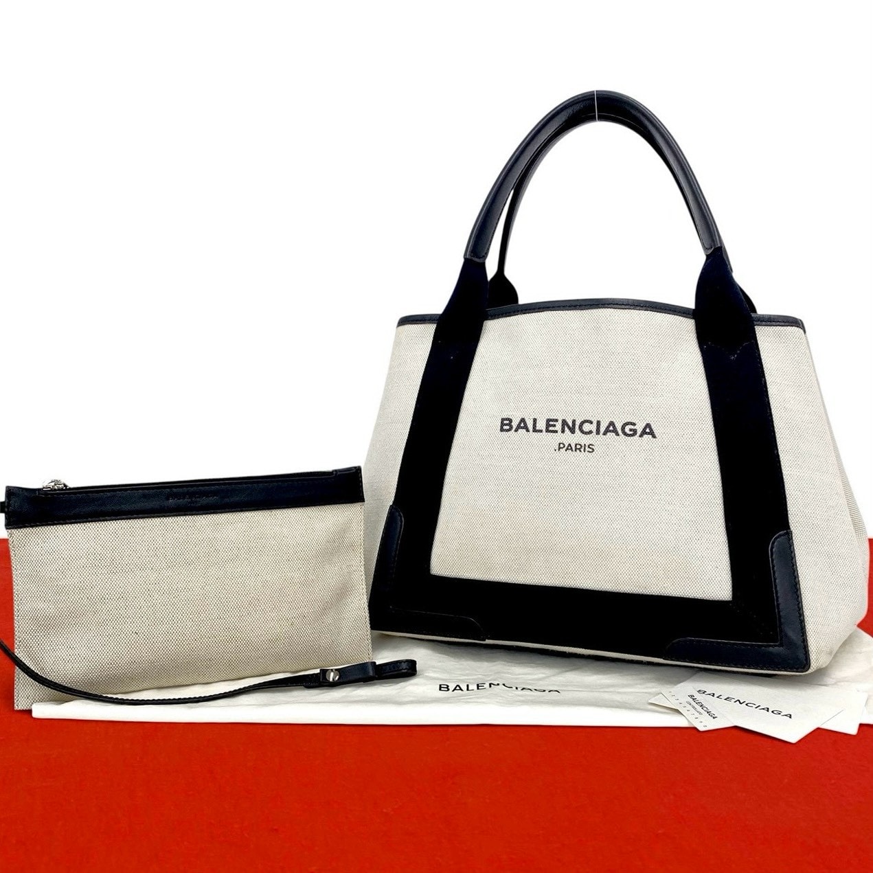 BALENCIAGA バレンシアガ ネイビーカバス キャンバス レザー ハンドバッグ ブラック
04877