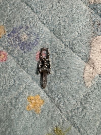 Chrome Hearts #10 Dagger Pendant "Silver"