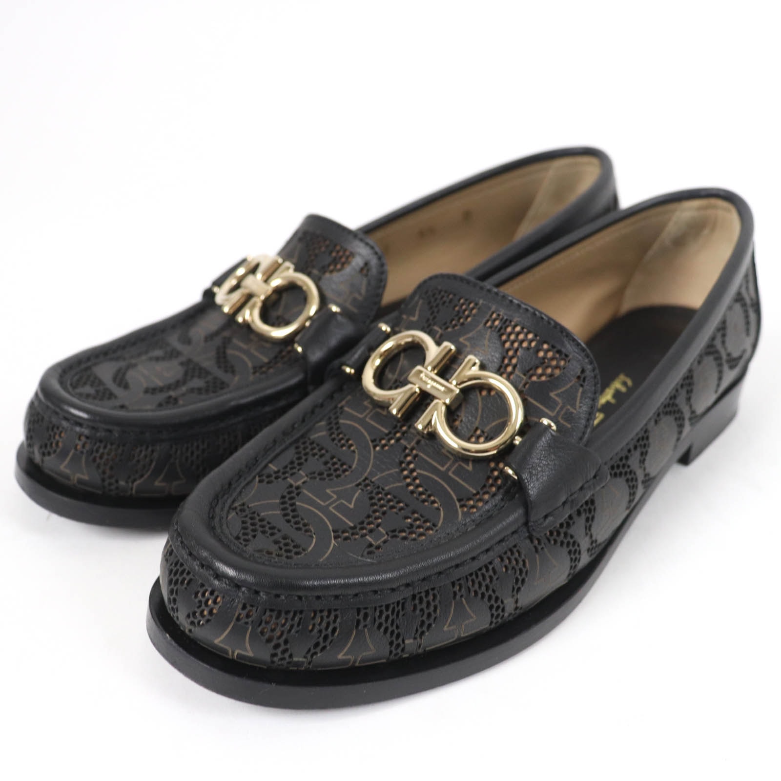 極美品 サルヴァトーレフェラガモ
 ローファー ROLO ブラック レディース 5.5