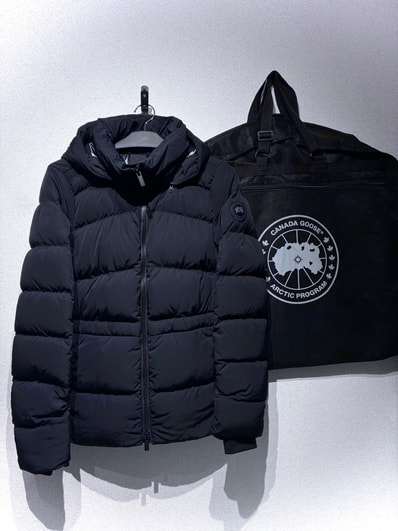 CANADA GOOSE Aurora Parka "Black"
