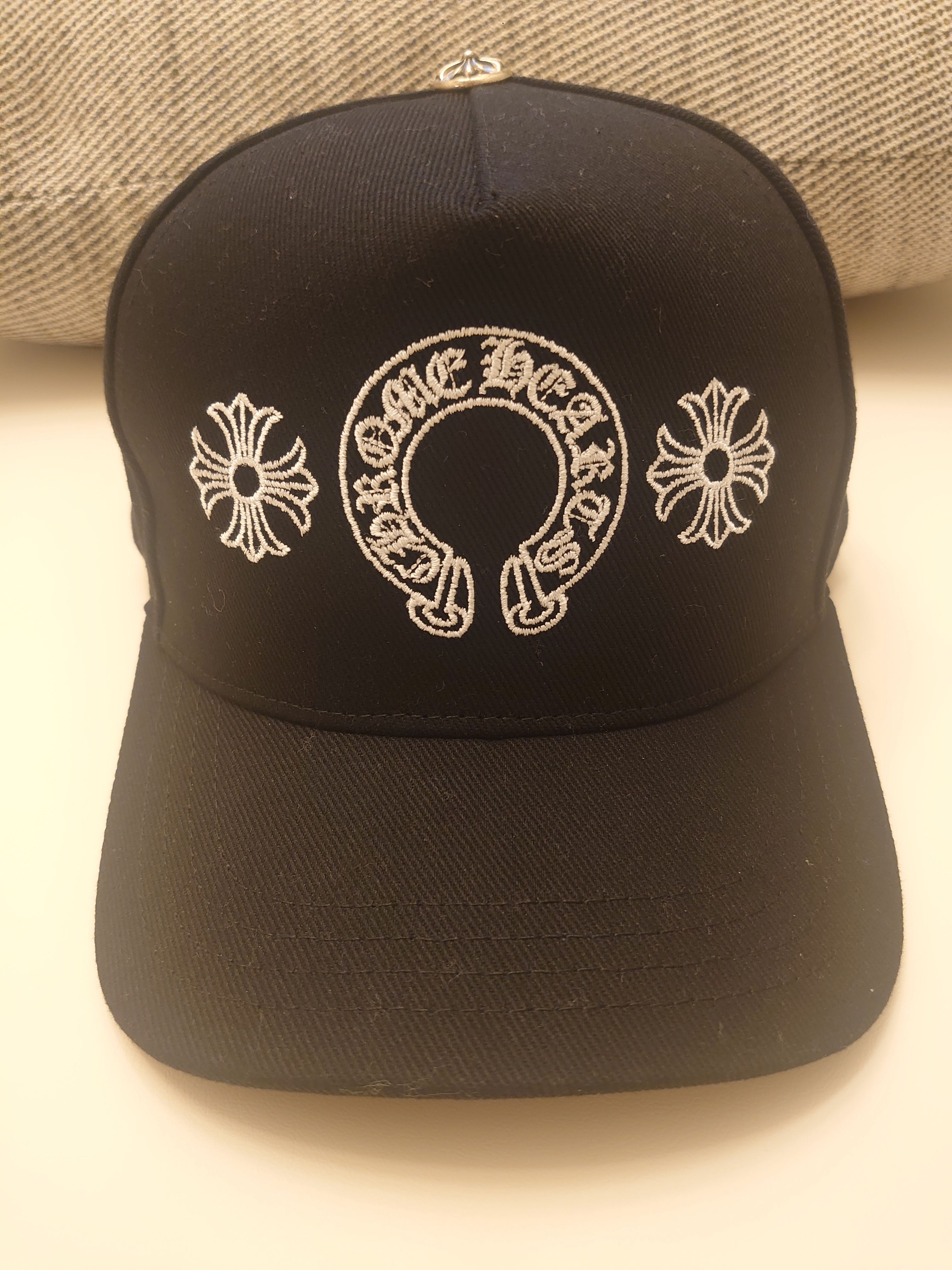 Chrome Hearts Baseball Cap Horseshoe & Cross "Black/White"
