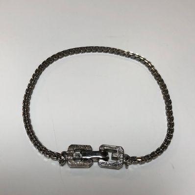 ジバンシィ ブレスレット・バングル