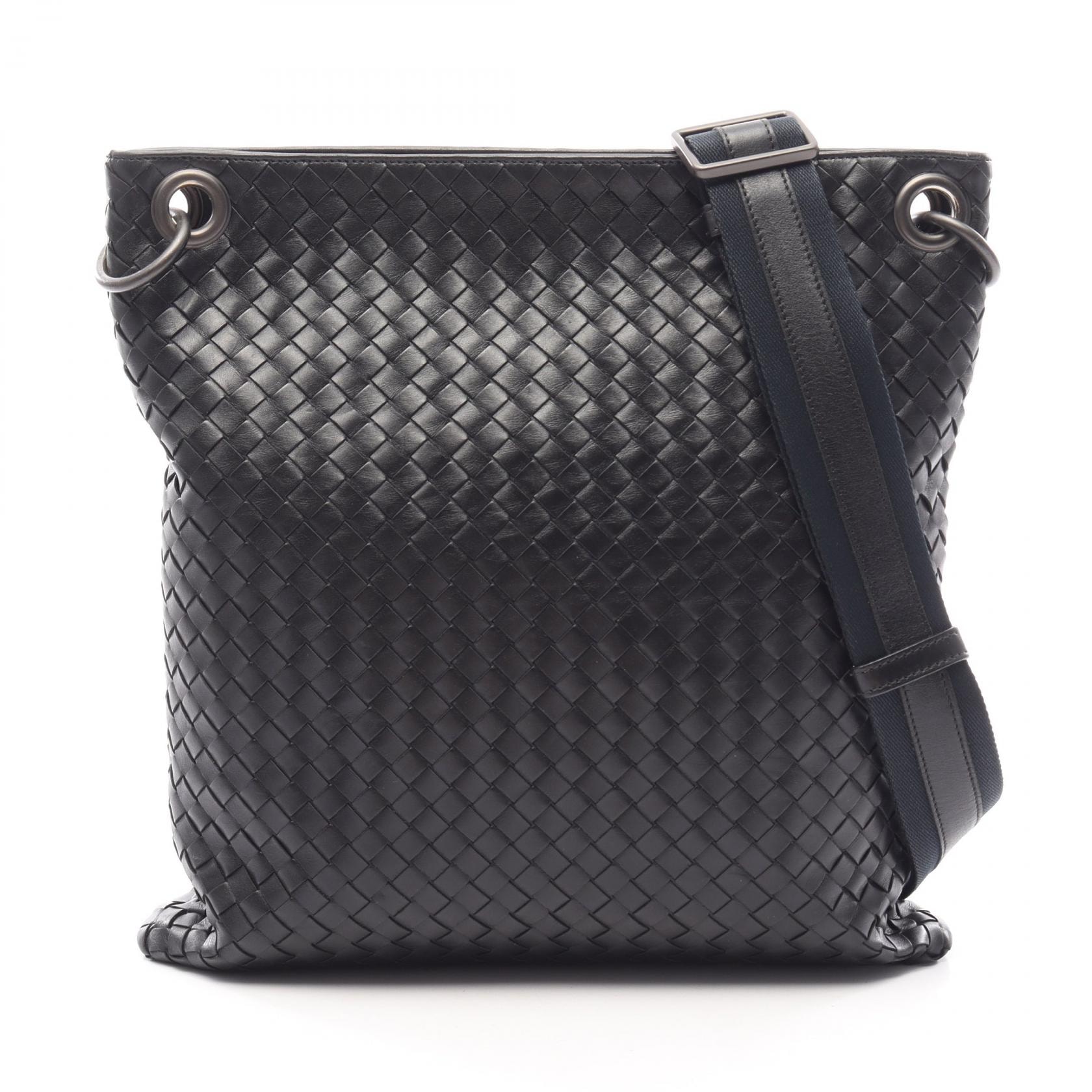 ボッテガヴェネタ BOTTEGA VENETA イントレチャート ショルダーバッグ バッグ レザー メンズ レディース ブラック系 / ネイビー系 【中古】
