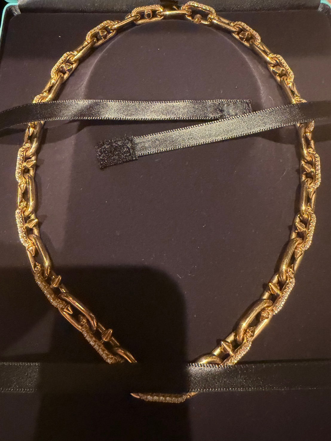 Tiffany & Co.Titan by Pharrell Williams Clasp Necklace "Yellow Gold/Diamond"