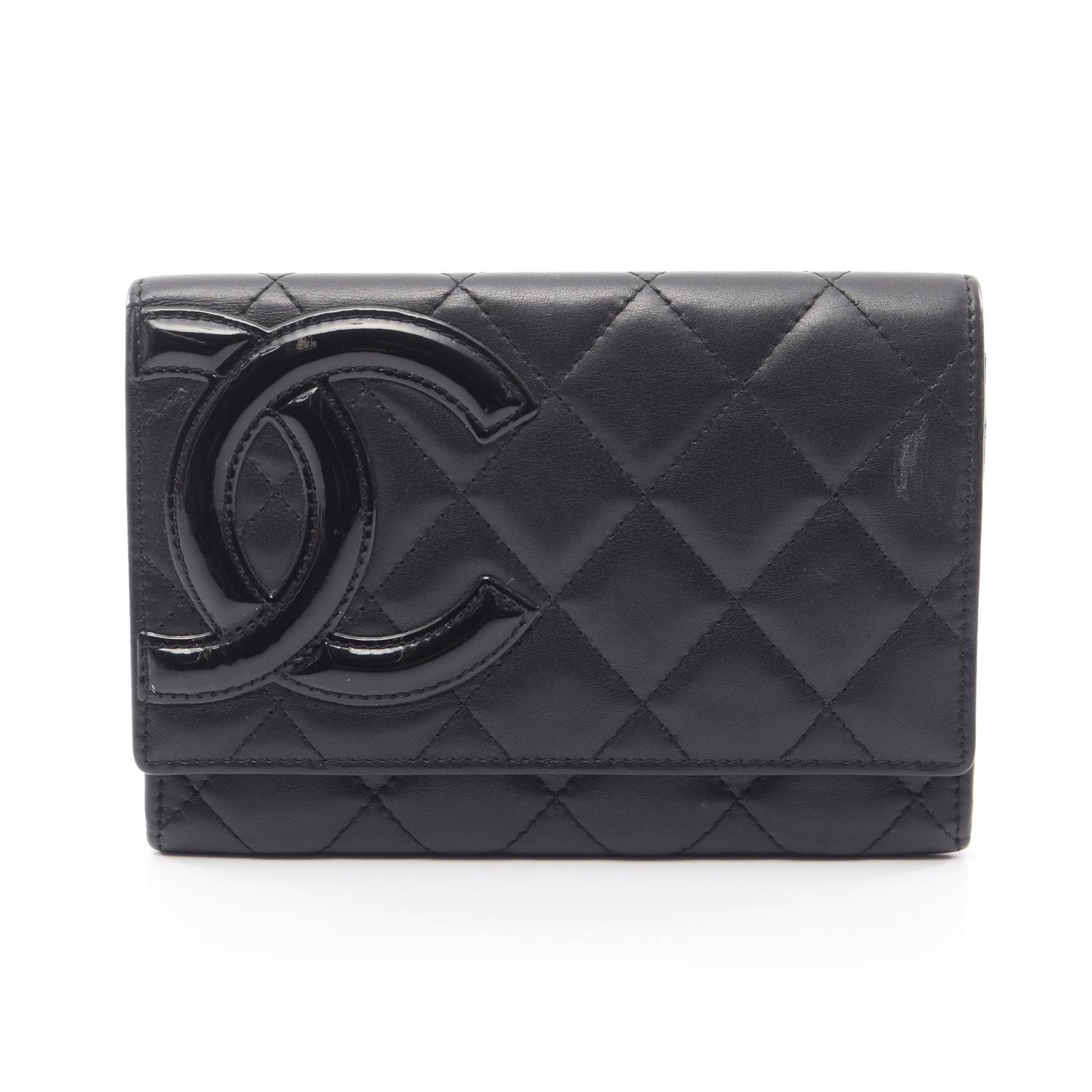 シャネル CHANEL カンボンライン 二つ折り財布 財布 レザー パテントレザー レディース ブラック系 【中古】