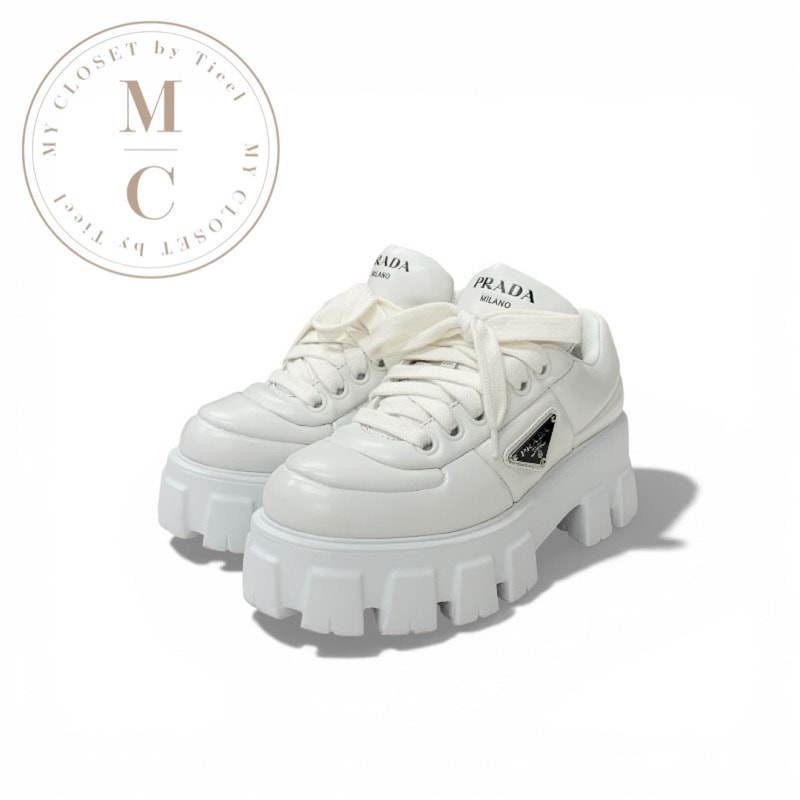 プラダ PRADA スニーカー 靴 シューズ レザー ホワイト 白 トライアングルロゴ レースアップ
