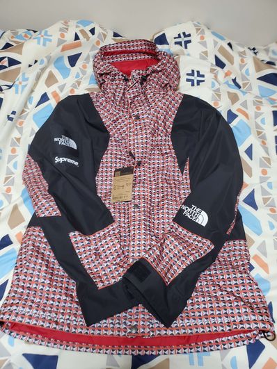 Supreme x The North Face Studded Mountain Light Jacket "Red"