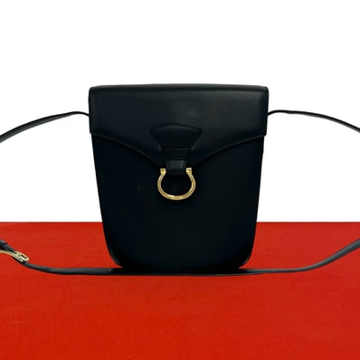 CELINE セリーヌ ロゴ 金具 カーフ ショルダーバッグ ブラック
12837