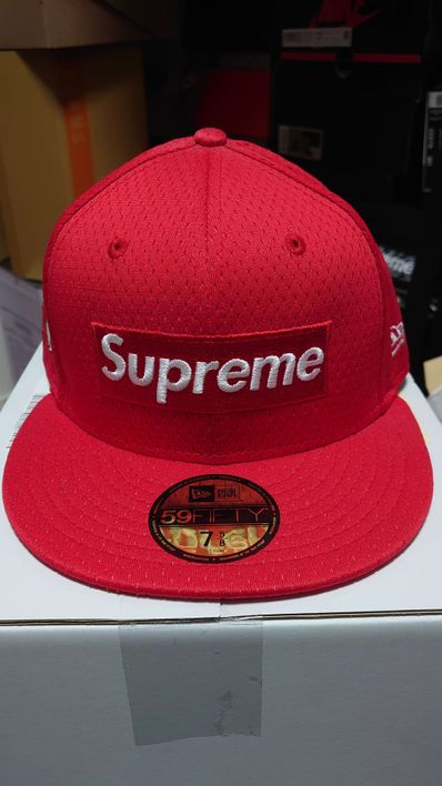 Supreme Mesh Box Logo New Era "Red"