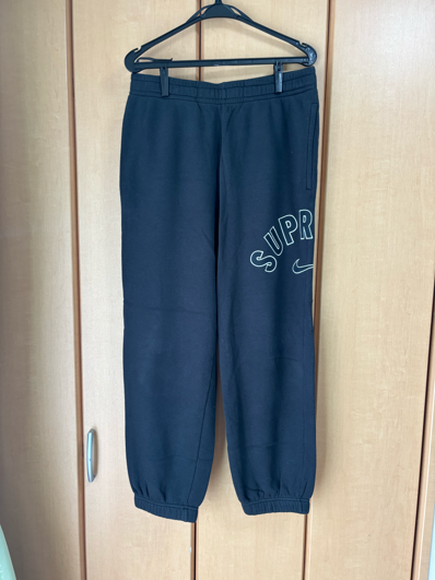 Supreme x Nike Arc Sweatpant "Black"