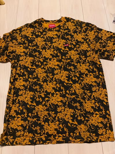 Supreme Small Box Tee 1 "Black Floral"(20SS)