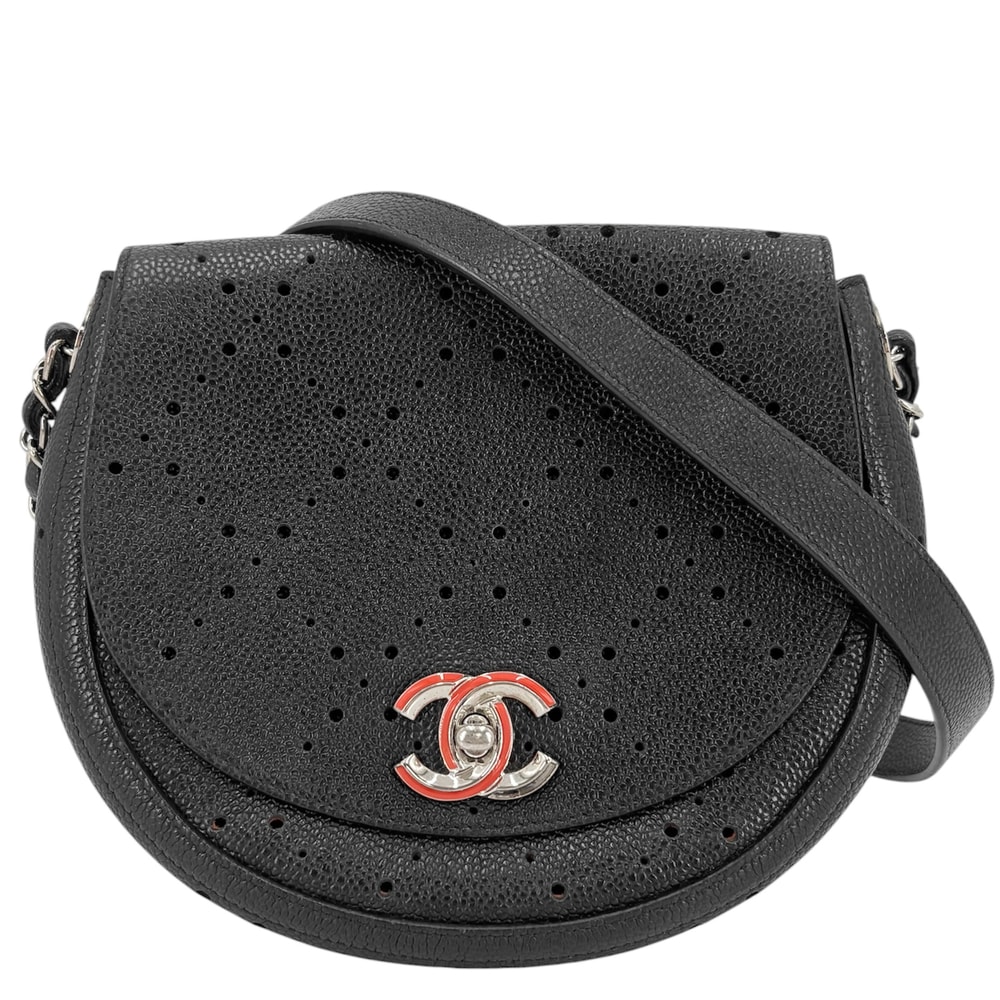 CHANEL シャネル ショルダーバッグ パンチング 肩掛け 斜め掛け チェーンショルダー ココマーク レザー    ブラック 黒 オレンジ シルバー×オレンジ金具 レディース【中古品】