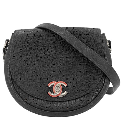 CHANEL シャネル ショルダーバッグ パンチング 肩掛け 斜め掛け チェーンショルダー ココマーク レザー ブラック 黒 オレンジ シルバー×オレンジ金具 レディース【中古品】