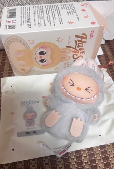 POP MART THE MONSTERS (LABUBU) Have a Seat Plush Series HEHE