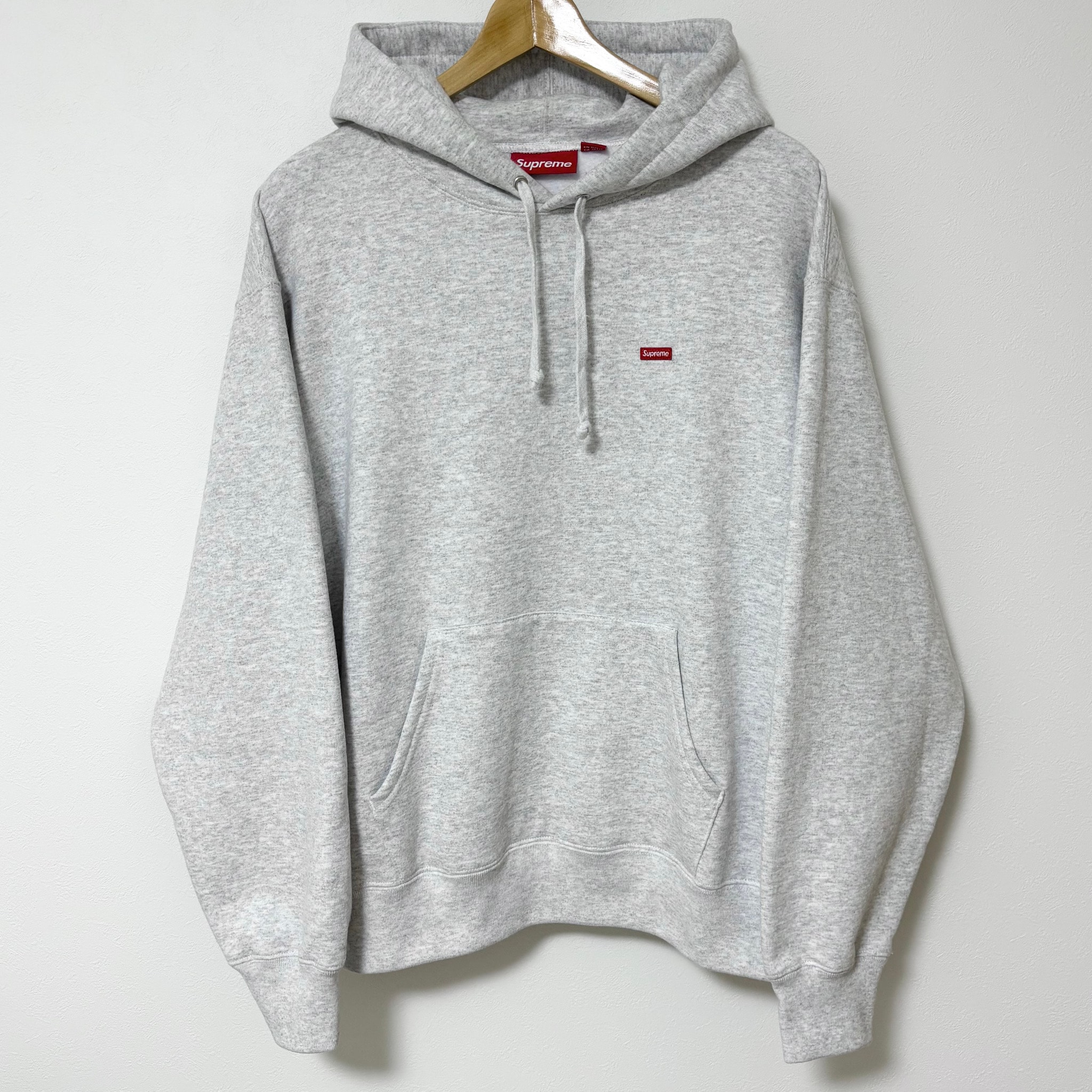Supreme Small Box Hooded Sweatshirt "Ash Grey"