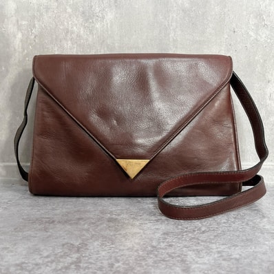 【CELINE】セリーヌ エンベロープ ショルダーバッグ 三角金具 レザー ブラウン ゴールド金具 イタリア製 オールドセリーヌ レディース 本革