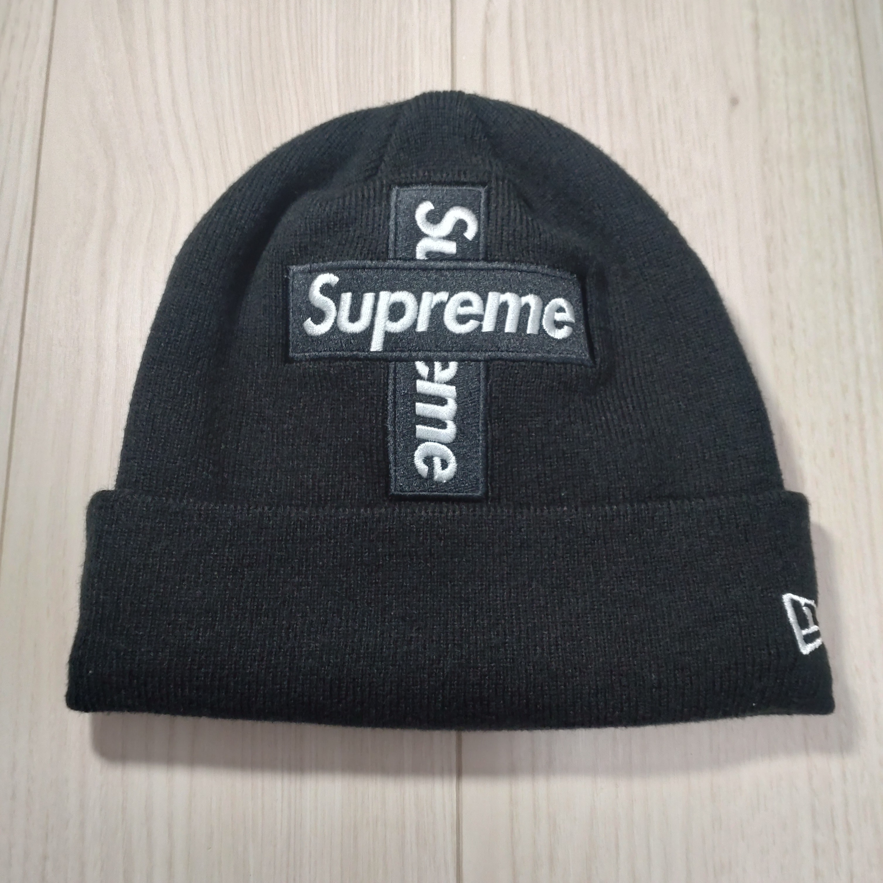 Supreme New Era® Cross Box Logo Beanie "Black"