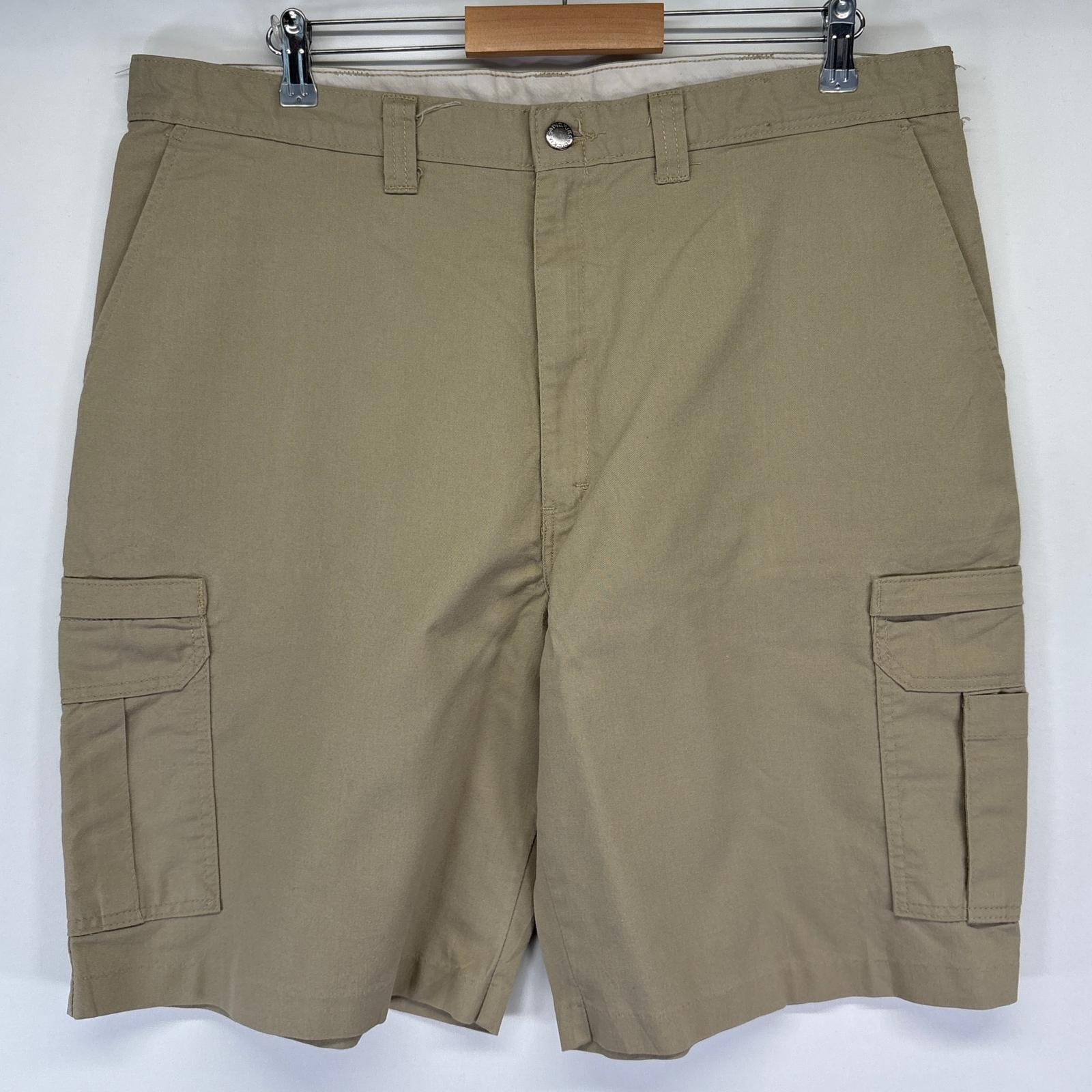 古着 ディッキーズ Dickies ショートパンツ ハーフ 半ズボン 短パン ワーク カーゴ ワンポイントロゴ 大きいサイズ w40  ベージュ系 メンズ
